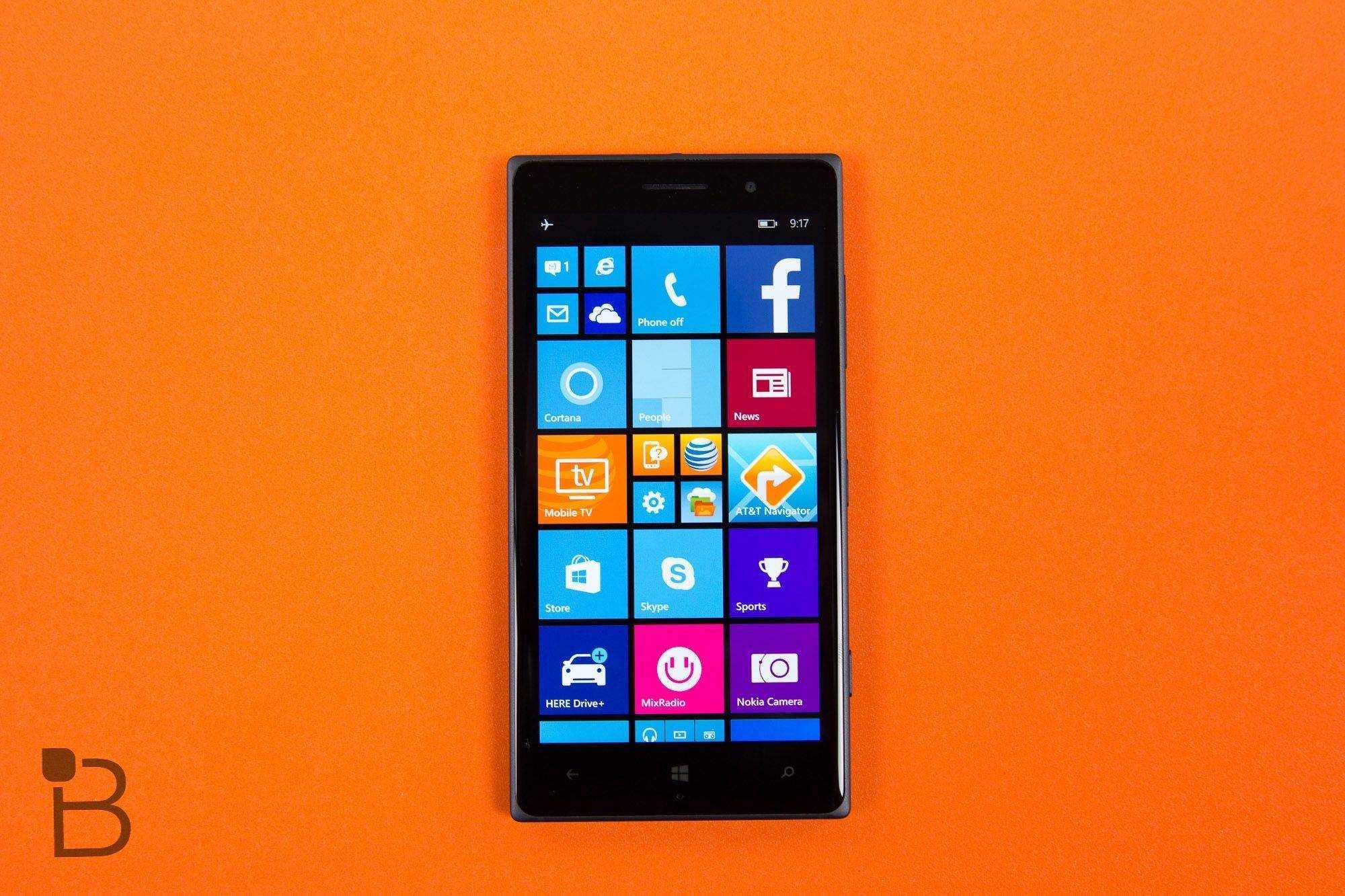 Microsoft поставит на свои смартфоны новую ос